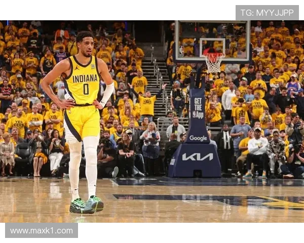 哈利伯顿挡拆分球提升效率更胜库里