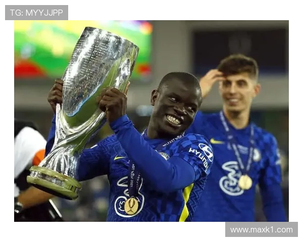 琼阿梅尼 vs 坎特：防守覆盖范围与中场屏障作用对比