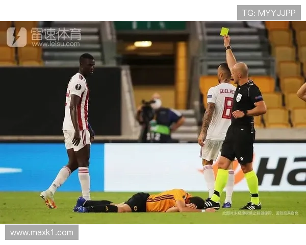 助理裁判举旗判罚时机全解析，避免误判的关键点在哪里？