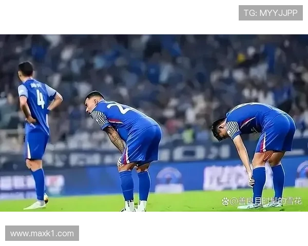 上海申花关键战表现波动，问题在高强度对抗中被放大